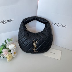 생로랑 이카리노 퀼팅 나파 851689 블랙