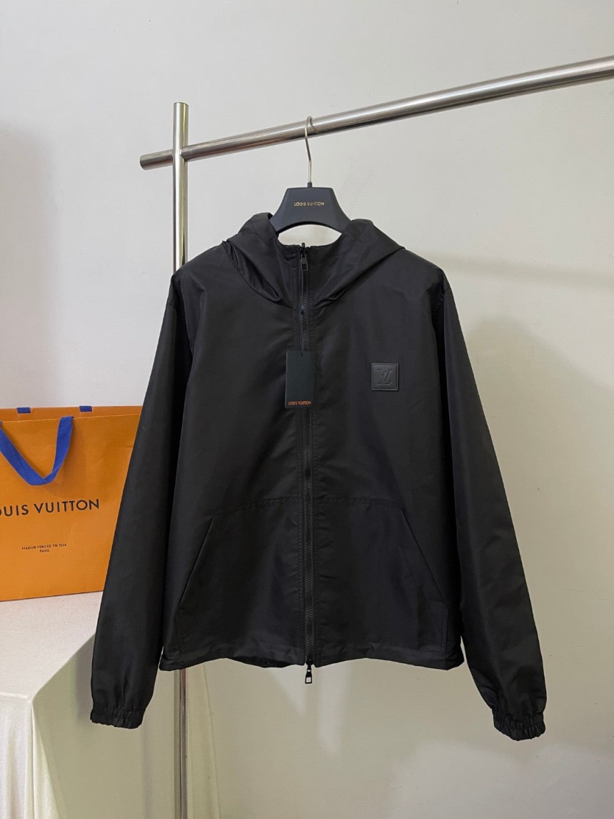 루이비통 모노그램 리버시블 윈드브레이커