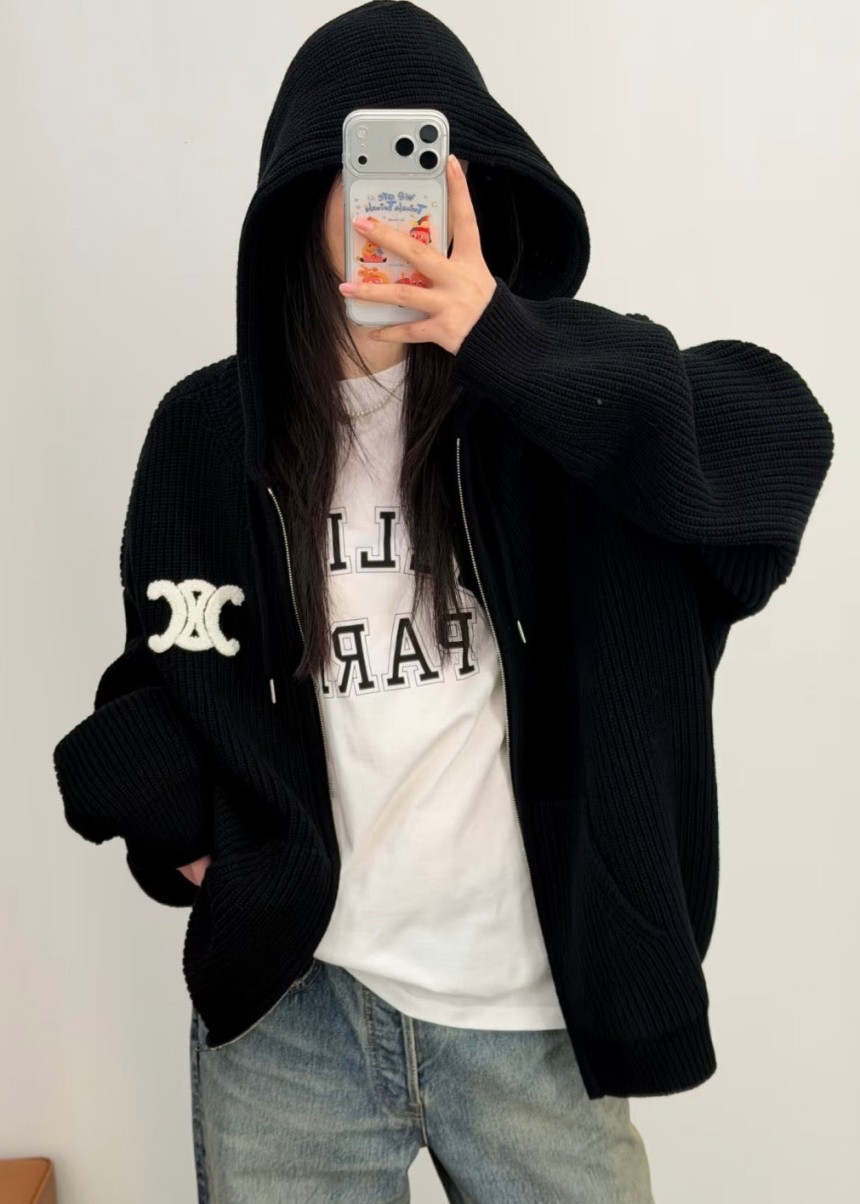 C 트리옹프 자수 집업