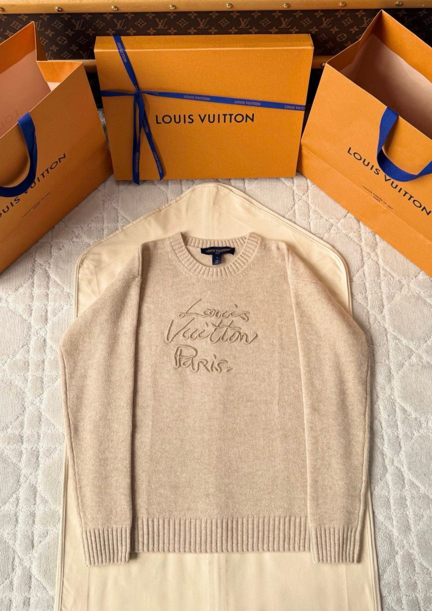 루이비통 커시브 시그니처 풀오버 니트