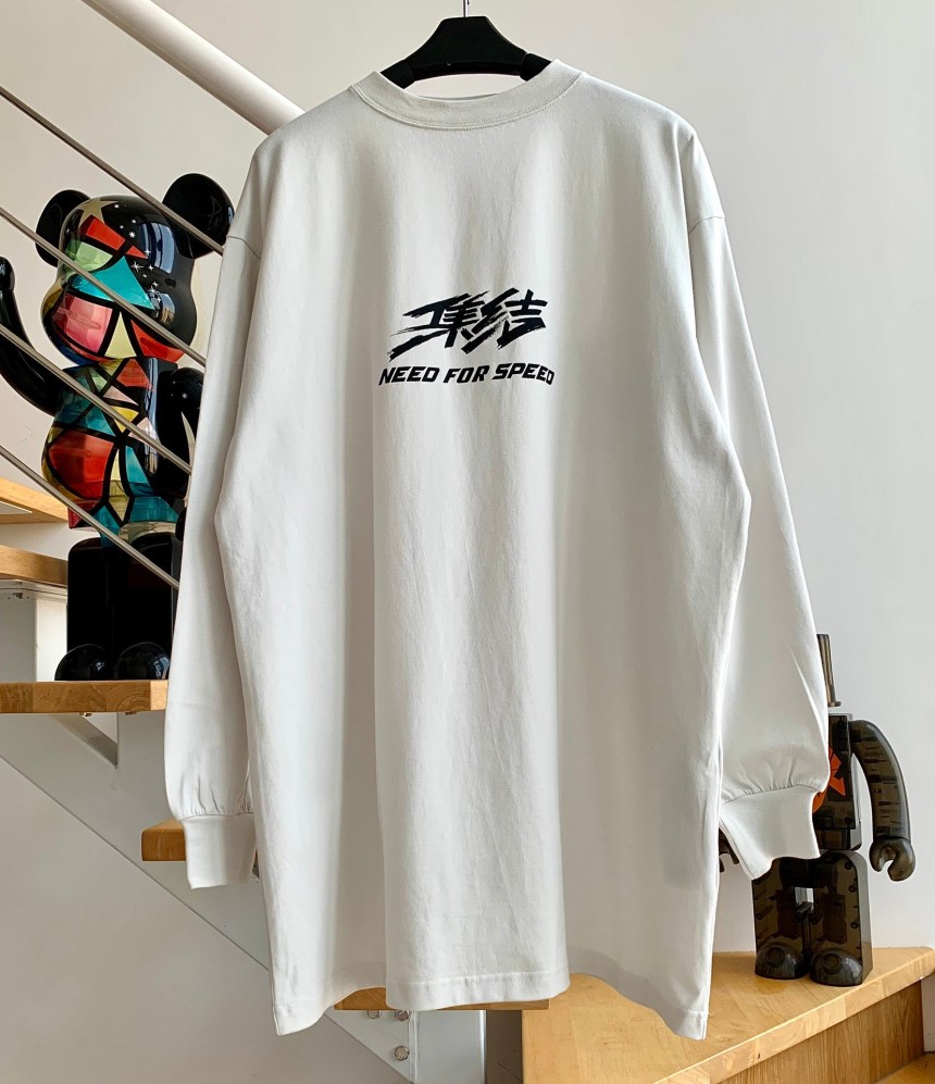 발렌시아가 니드 포 스피드 모바일 티셔츠
