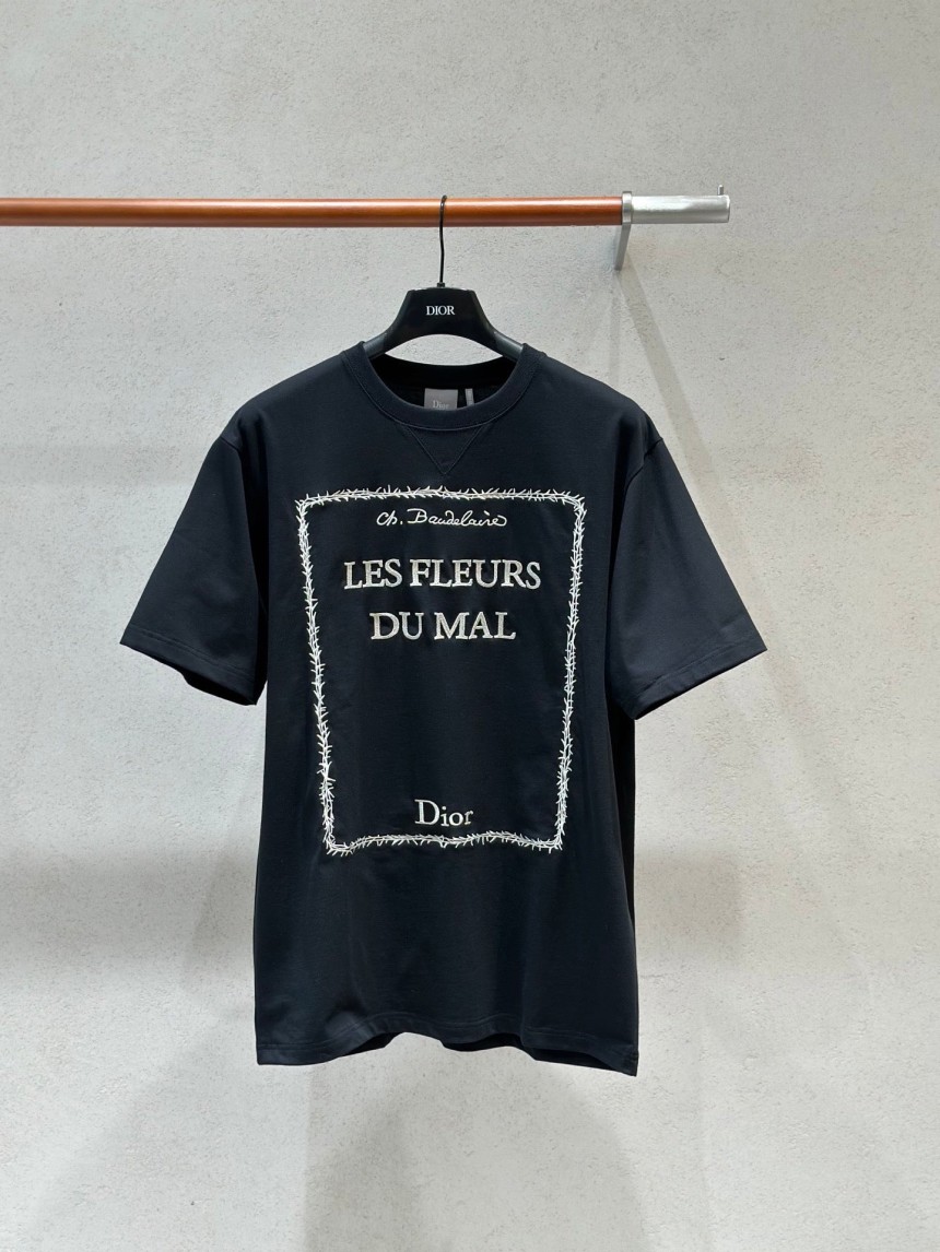 디올 북 커버 자수 티셔츠