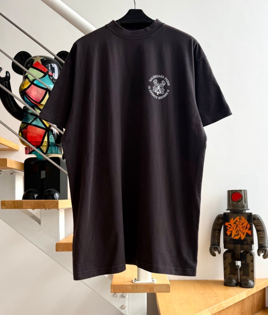 발렌시아가 키 크레스트 티셔츠