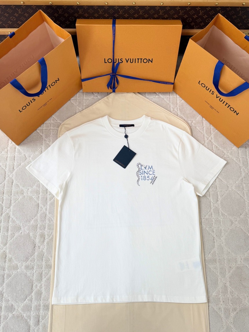 루이비통 프린티드 티셔츠