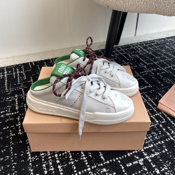 미우미우 블리치드 뮬 그린