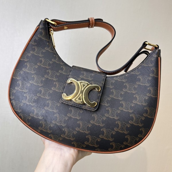 셀린느 미디엄 아바 트리옹프