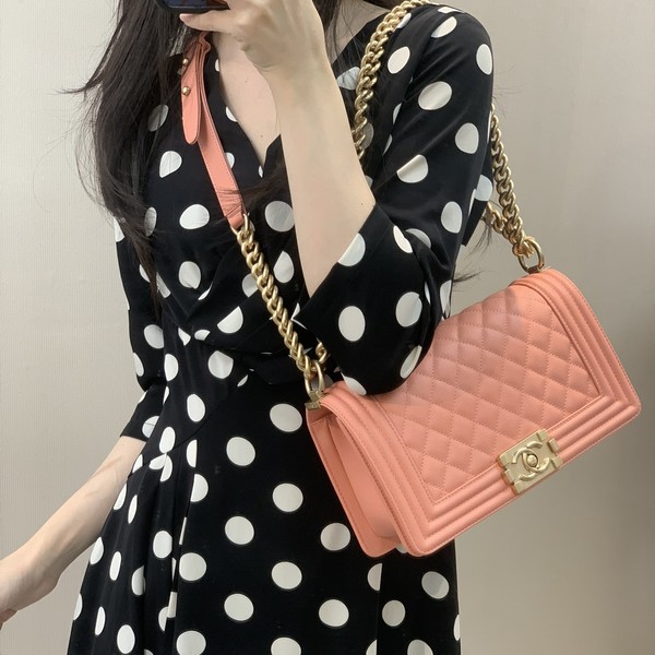 샤넬 보이백 미디움 캐비어 보이백