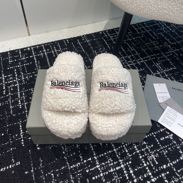 발렌시아가 시어링 슬리퍼