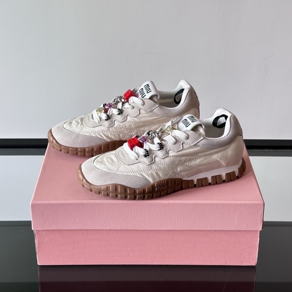 미우미우 타이어 테크니컬 패브릭 앤 스웨이드 스니커즈