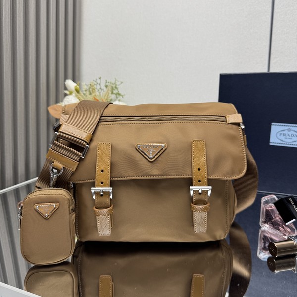 프라다 삼각로고 리나일론 1BD953