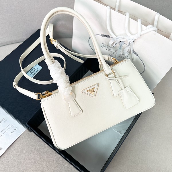 프라다 갤러리아 미디움 1BA457