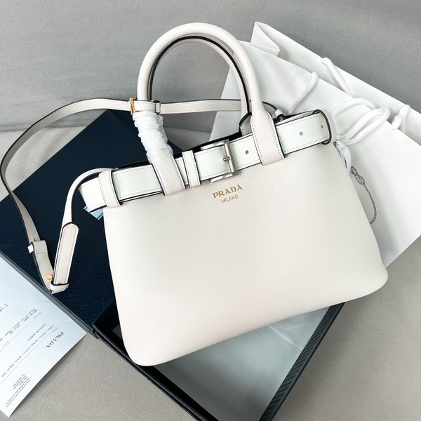 프라다 미디엄 벨티드 레더 1BA434