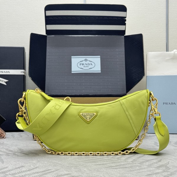 프라다 드뮈룬 리나일론 숄더 1BH222