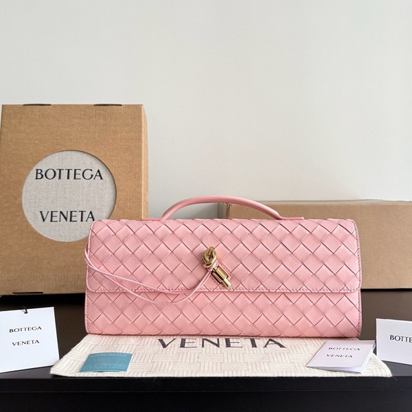 보테가베네타 롱 핸들 클러치  741511