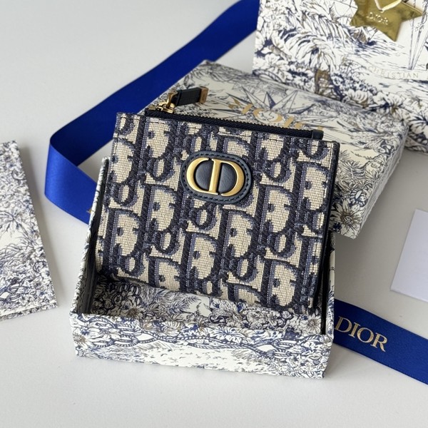 디올 오브릴크 30 몽테인 달리아