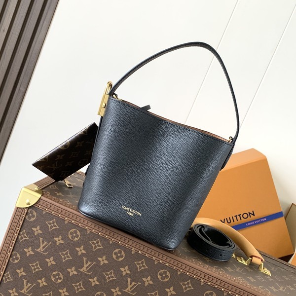 루이비통 로우 키 올인 BB 버킷백 M25543