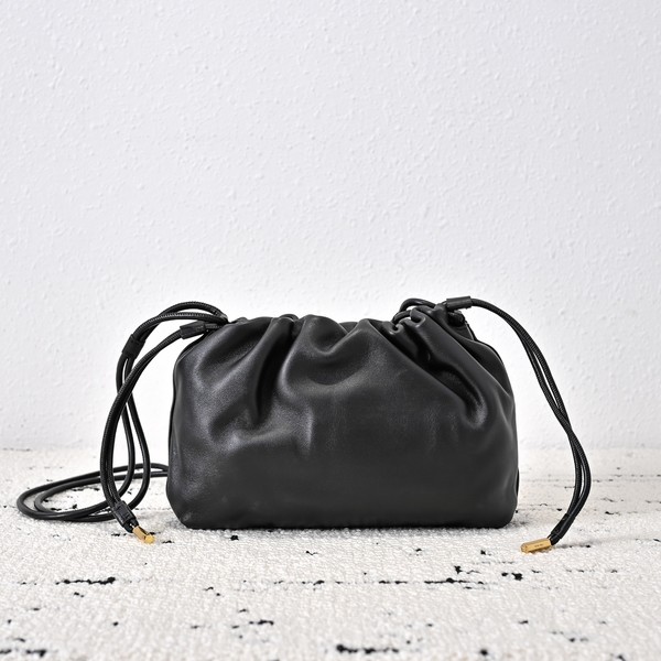 더로우 앤지 레더 숄더 백