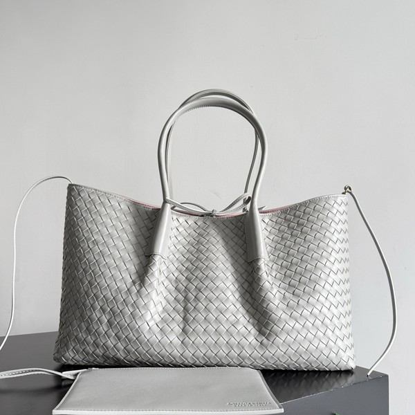 보테가베네타  피나코테카 43