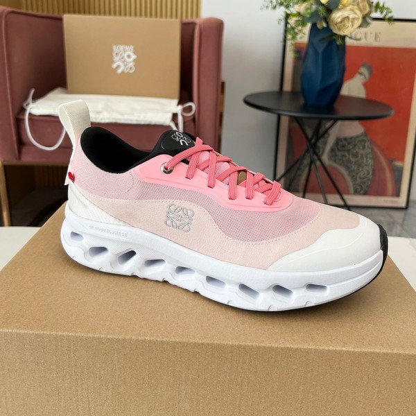 로에베 x On 클라우드틸트 2.0 스니커즈