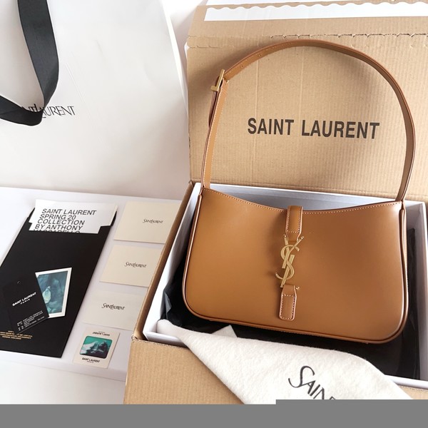 생로랑 LE 5 A 7 카바스 레더 호보백 657228