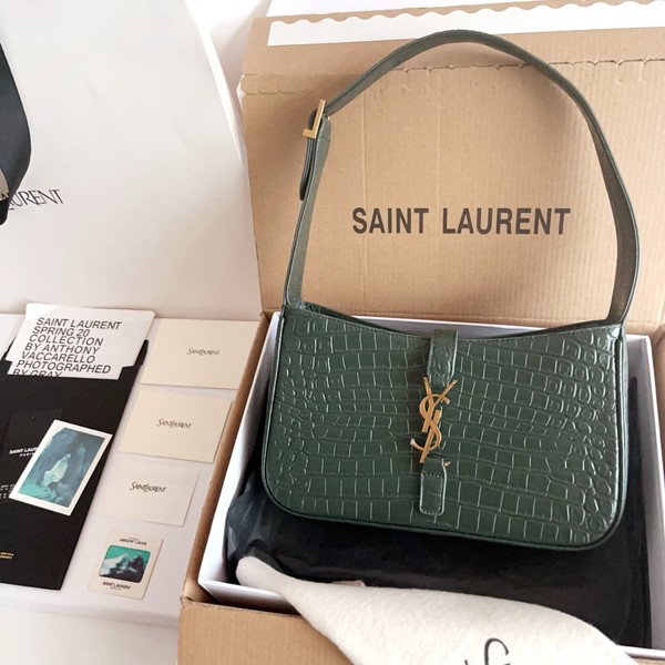 생로랑 LE 5 A 7 카바스 레더 호보백 657228