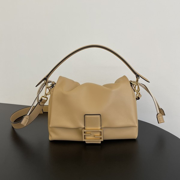 펜디 바게트 맘마백 미듐 8BR833