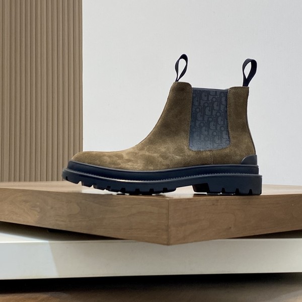 디올 익스플로러 첼시 부츠
