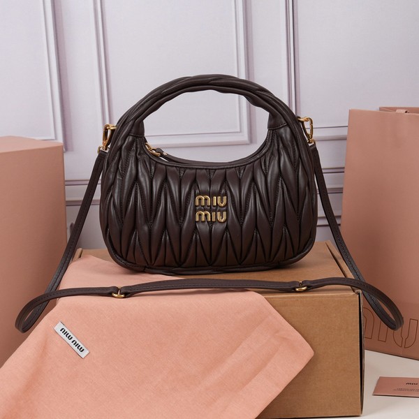 미우미우 완더 마테라쎄 나파 호보백 5BC125