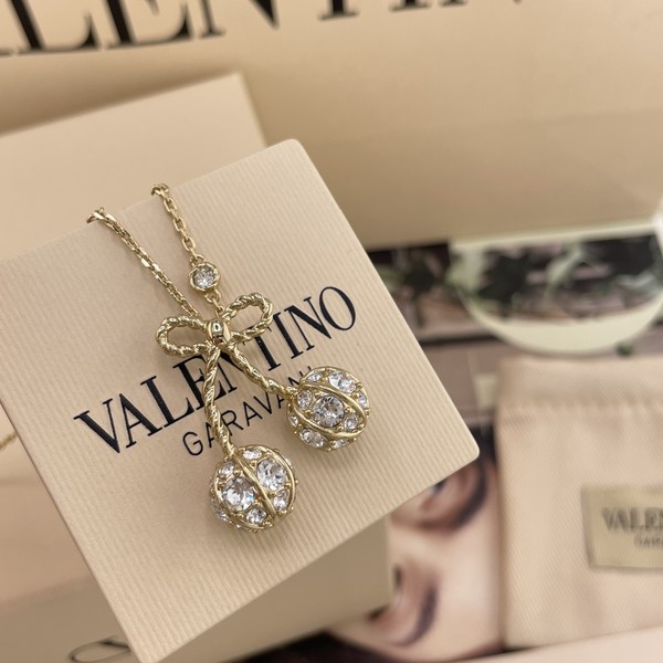 발렌티노 가라바니 메탈 체리 체인