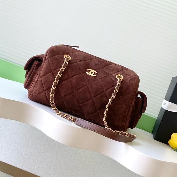 샤넬 26FW 브라운 스웨이드 금장체인 숄더 AS5791