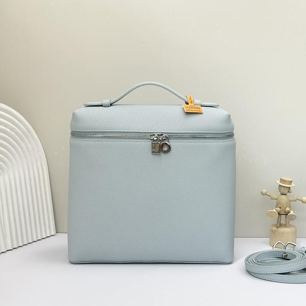 로로피아나 엑스트라 포켓 L23.5 백팩