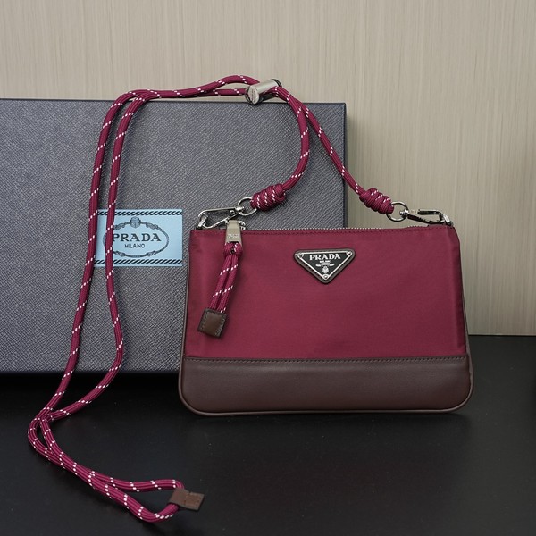 프라다 스피드락 리나일론 2ZT073