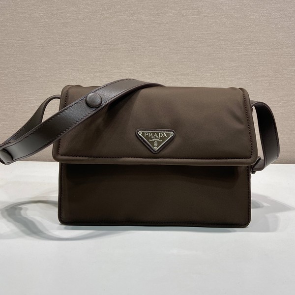 프라다 리나일론 패딩 숄더 스몰