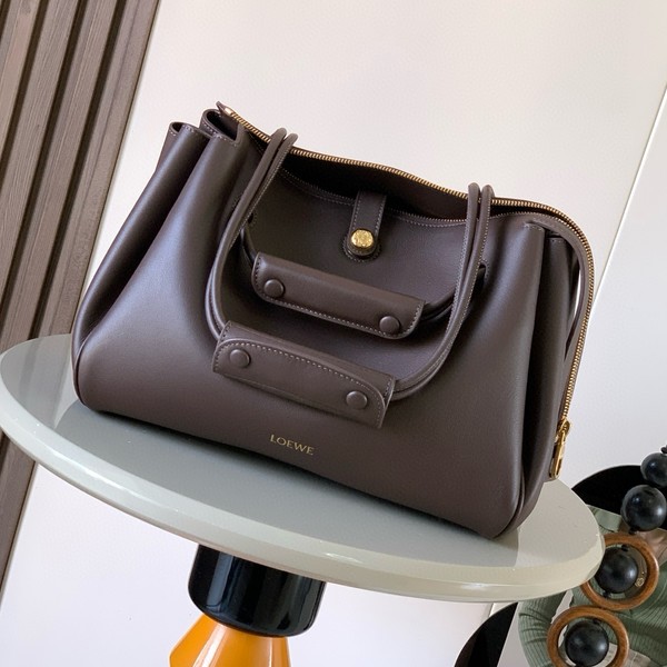 로에베 26FW 카프스킨 마드리드백