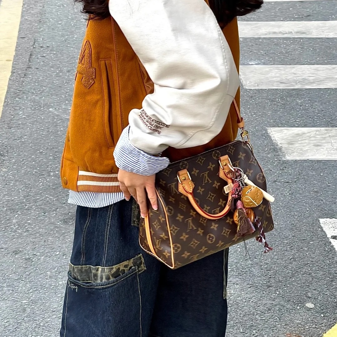 루이비통 반둘리에  스피디 25