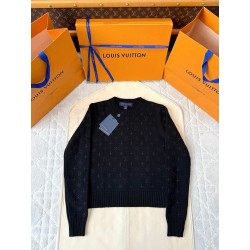 루이비통 자카드 풀 오버 니트