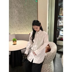 샤넬 플라워 버튼 롱 셔츠
