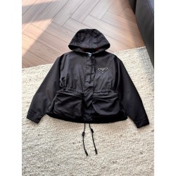 프라다 오버사이즈 드로스트링 지퍼 자켓