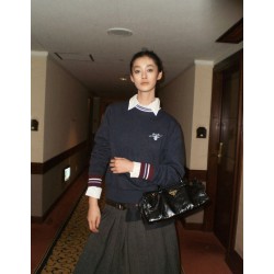 프라다 로고 자수 코튼 스웨트셔츠