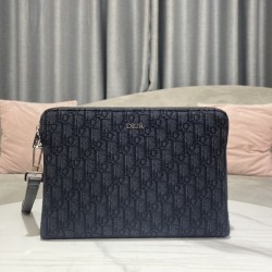 디올 오브리크 클러치