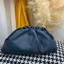 보테가 베네타 나파가죽 파우치백