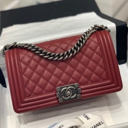 샤넬 보이백 미디움 카프스킨 보이백 레드 실버