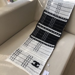 샤넬  양모 100% CC 로고 머플러