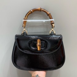 구찌 스몰 탑 핸들 뱀부백