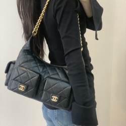 샤넬 25C 크루즈 맥시 호보백 램스킨 골드 미디움