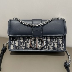 디올 몽테인 30 오블리크 체인 숄더