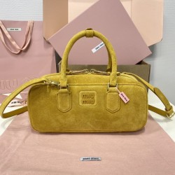 미우미우 미디엄 아카르디 스웨이드