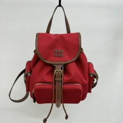 미우미우 백팩 레드