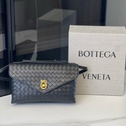 보테가베네타 Knot Lock 인트레치아토 숄더백