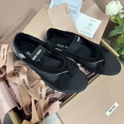 미우미우 김나지움 통 발레리나